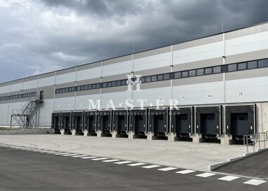 Lagerhalle zur Miete 7 € 22.450 m² Lagerfläche teilbar ab 11.000 m² Niehl Köln 50735