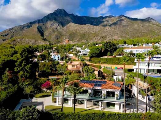 Einfamilienhaus zum Kauf 4.290.000 € 405 m² 1.500 m² Grundstück l'Hospitalet de Llobregat
