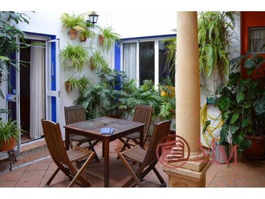 Chalet zum Kauf 365.000 € 4 Zimmer 372 m² 213 m² Grundstück Córdoba 14002