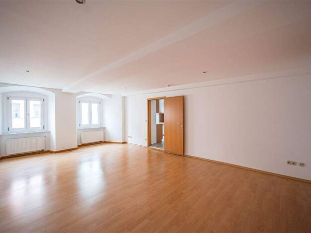 Wohnung zur Miete 798 € 2 Zimmer 82 m² Pfleggasse 10 Deggendorf 94469
