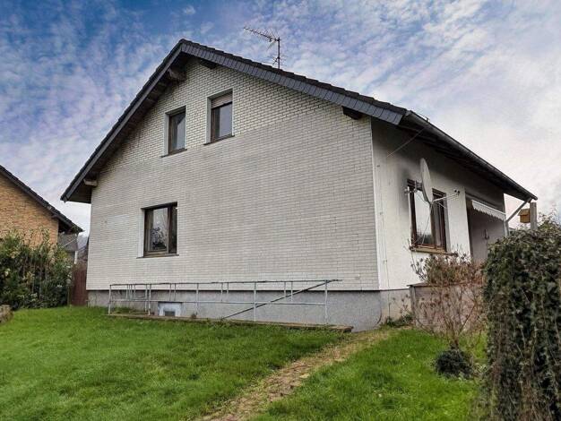 Einfamilienhaus zum Kauf 155.000 € 5 Zimmer 125 m² 872 m² Grundstück Langenholzhausen Kalletal 32689