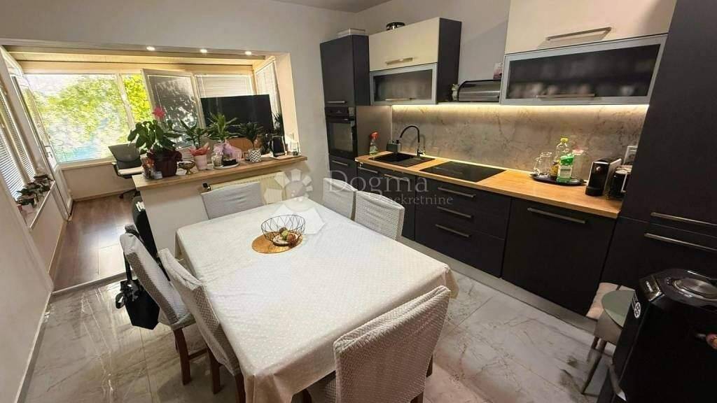 Wohnung zum Kauf 165.000 € 2 Zimmer 74 m² Varazdin