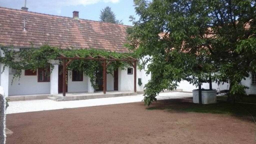 Einfamilienhaus zum Kauf 180.000 € 3 Zimmer 100 m² 450 m² Grundstück Zsira 9476