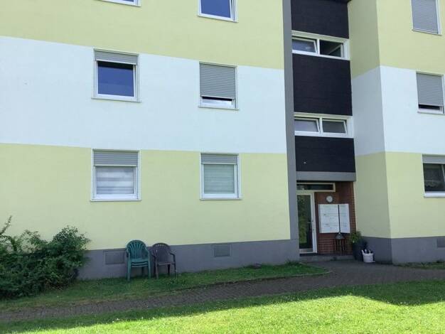 Wohnung zur Miete nur mit Wohnberechtigungsschein 323 € 2,5 Zimmer 58,2 m² 2. Geschoss frei ab 09.08.2025 Görlitzer Str. 9 Butendorf Gladbeck 45968