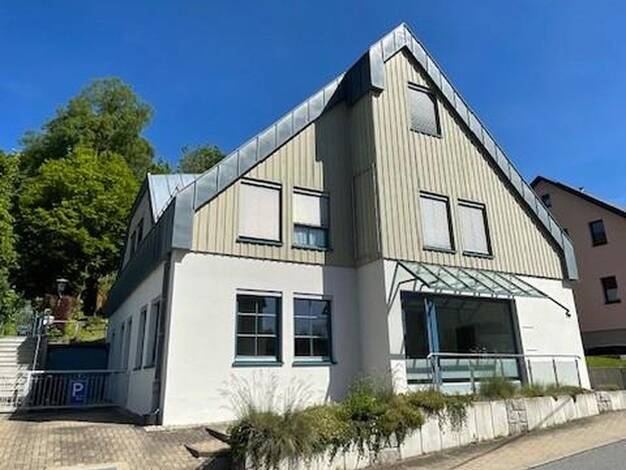 Mehrfamilienhaus zum Kauf provisionsfrei 295.000 € 12 Zimmer 328 m² 617 m² Grundstück frei ab 01.01.2027 Eibenberg Burkhardtsdorf 09235