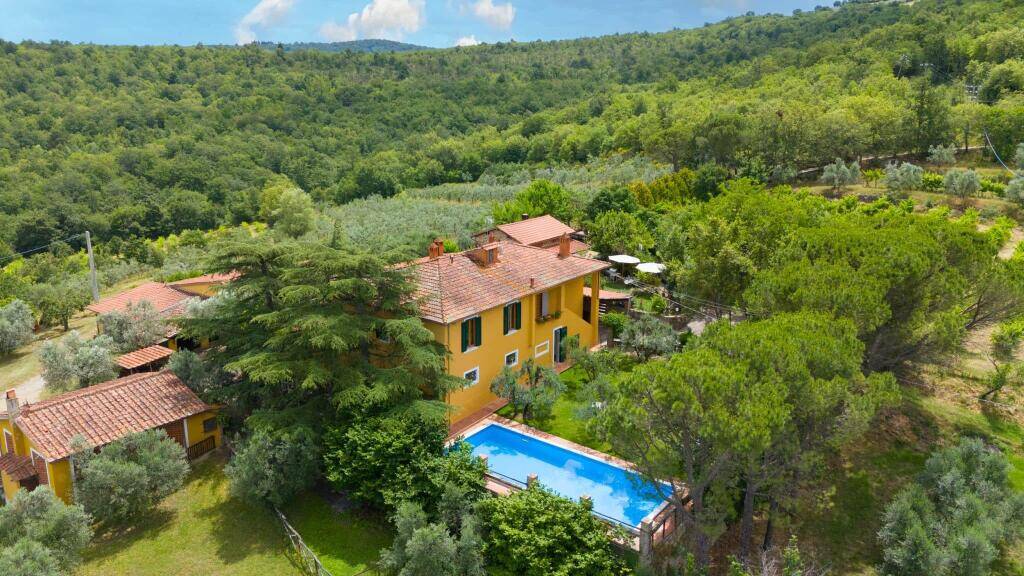 Villa zum Kauf 1.842.675 € 9 Zimmer 900 m² Arezzo 52019