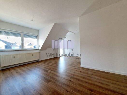 Wohnung zur Miete 300 € 2 Zimmer 49,2 m² Bernsdorfer Str. 186 B Bernsdorf Chemnitz / Bernsdorf 09126