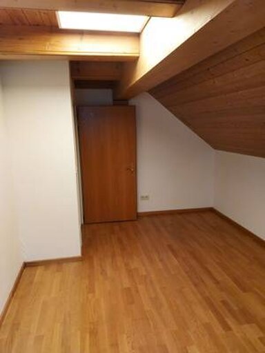 Wohnung zur Miete 700 € 4 Zimmer 91 m² frei ab sofort Hofmark 8 Dießen Ammersee 86911