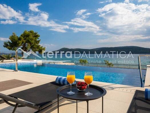 Villa zum Kauf 4.500.000 € 1.000 m² 2.599 m² Grundstück Zablace Šibenik 22000