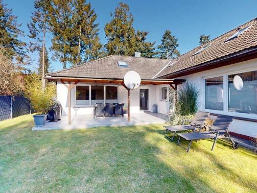 Mehrfamilienhaus zum Kauf 499.000 € 8 Zimmer 284 m² 700 m² Grundstück Altenwalde Cuxhaven 27478