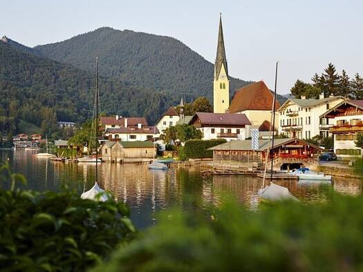 Grundstück zum Kauf 2.050 m² Grundstück Baugenehmigung vorhanden Hagrain Rottach-Egern 83700