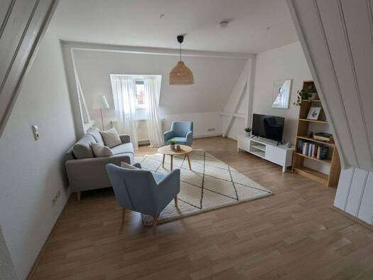 Wohnung zur Miete 388 € 3 Zimmer 64,8 m² 3. Geschoss frei ab sofort Lessingstraße 27 Glauchau 08371