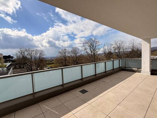 Wohnung zur Miete 2.170 € 3 Zimmer 104 m² 3. Geschoss frei ab sofort Thaerstr. Wiesbaden 65193