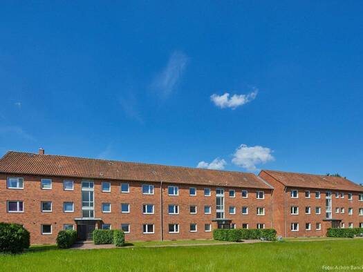 Wohnung zur Miete 675 € 4 Zimmer 74,6 m² frei ab 01.05.2026 Paul-Böhm-Straße 91 Stör Neumünster 24539