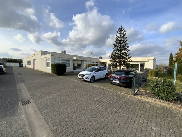 Produktionshalle zum Kauf 880.000 € 80 m² Lagerfläche Schötmar Bad Salzuflen 32105
