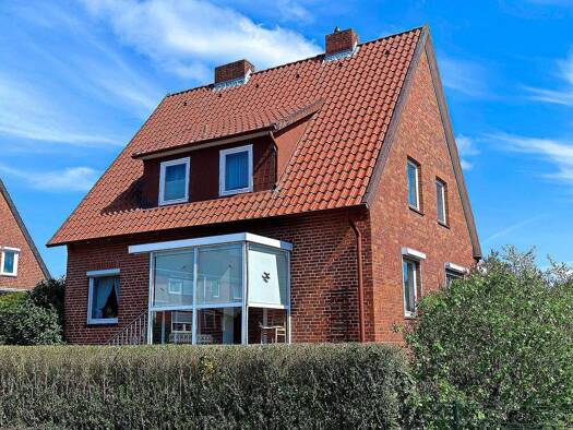 Mehrfamilienhaus zum Kauf 215.000 € 6 Zimmer 135 m² 752 m² Grundstück frei ab sofort Franz-Lübeck-Straße 7 Dannenberg Dannenberg 29451