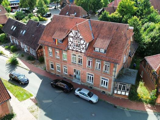 Mehrfamilienhaus zum Kauf 320.000 € 15 Zimmer 371 m² 1.387 m² Grundstück Ebstorf Ebstorf 29574