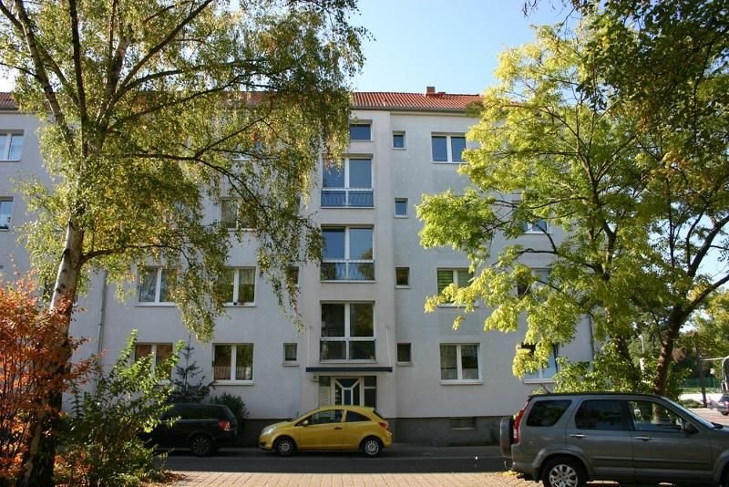 Wohnung zur Miete nur mit Wohnberechtigungsschein 379,20 € 3 Zimmer 63,2 m²<br/>Wohnfläche 3.<br/>Geschoss Leipziger Chaussee 29 Schilfbreite Magdeburg 39120