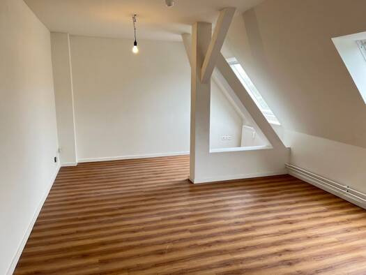 Wohnung zur Miete 649 € 3 Zimmer 63,5 m² 2. Geschoss Wißmannstraße 14 Neumühlen-Dietrichsdorf Neumühlen - Dietrichsdorf 24149