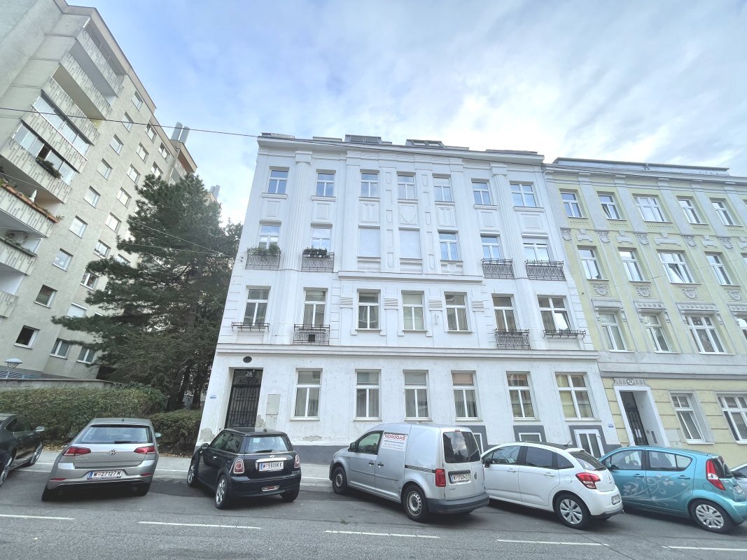 Wohnung zum Kauf 148.000 € 4 Zimmer 104,7 m²<br/>Wohnfläche Wien 1140