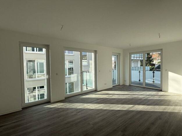 Wohnung zur Miete 1.320 € 4 Zimmer 94 m² Zwätzen Jena 07743