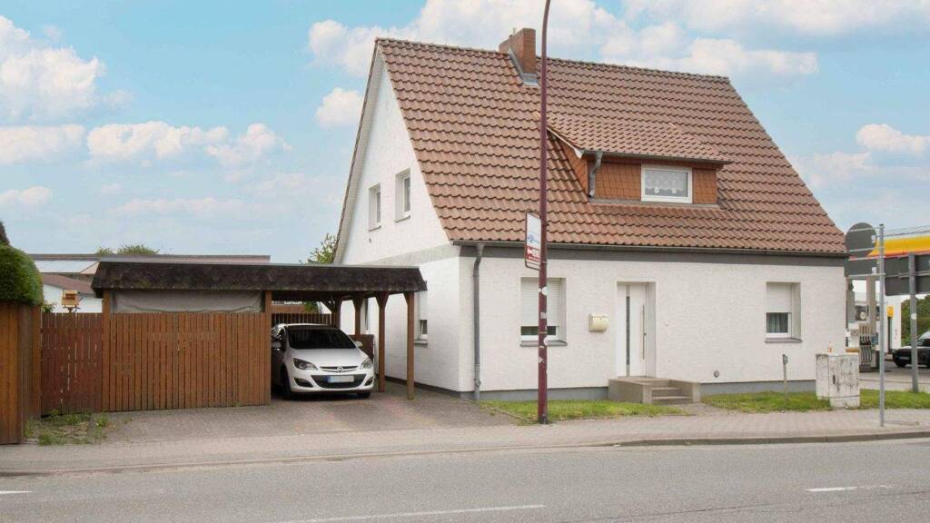 Sonstiges zum Kauf als Kapitalanlage geeignet 220.000 € 5 Zimmer 118 m² 213 m² Grundstück Bergen Bergen auf Rügen 18528