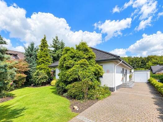 Bungalow zum Kauf 210.000 € 3 Zimmer 96 m² 730 m² Grundstück Hechthausen Hechthausen 21755