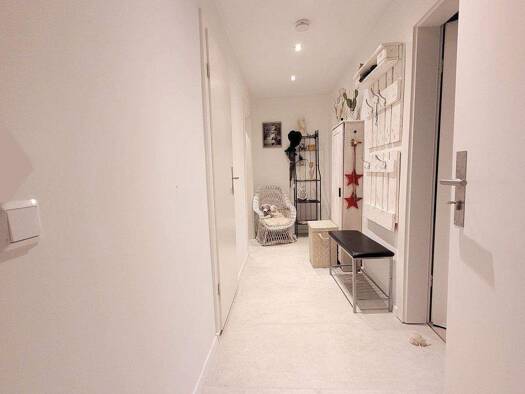 Wohnung zur Miete 820 € 2 Zimmer 38,5 m² 3. Geschoss frei ab sofort Klosterdorfer Straße 4 Hohenstein Strausberg 15344
