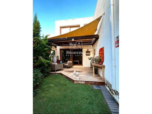 Reihenhaus zum Kauf 690.000 € 3 Zimmer 102 m² Santa Eulària des Riu 07849