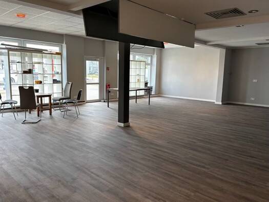 Laden zur Miete 3.500 € 180 m² Verkaufsfläche Quellental 25421