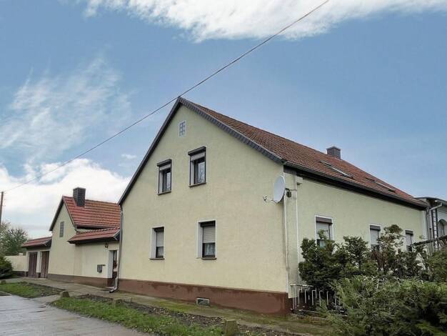 Einfamilienhaus zum Kauf 96.500 € 6 Zimmer 184 m² 698 m² Grundstück Osmarsleben Güsten 39439