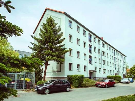 Wohnung zur Miete 211 € 1 Zimmer 34,3 m² frei ab sofort Heinrich-König-Straße 1 Greußen Greußen 99718