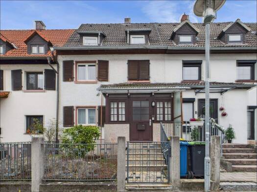 Reihenmittelhaus zum Kauf 394.000 € 4,5 Zimmer 116 m² 400 m² Grundstück Österreicher Kolonie Aschaffenburg 63739