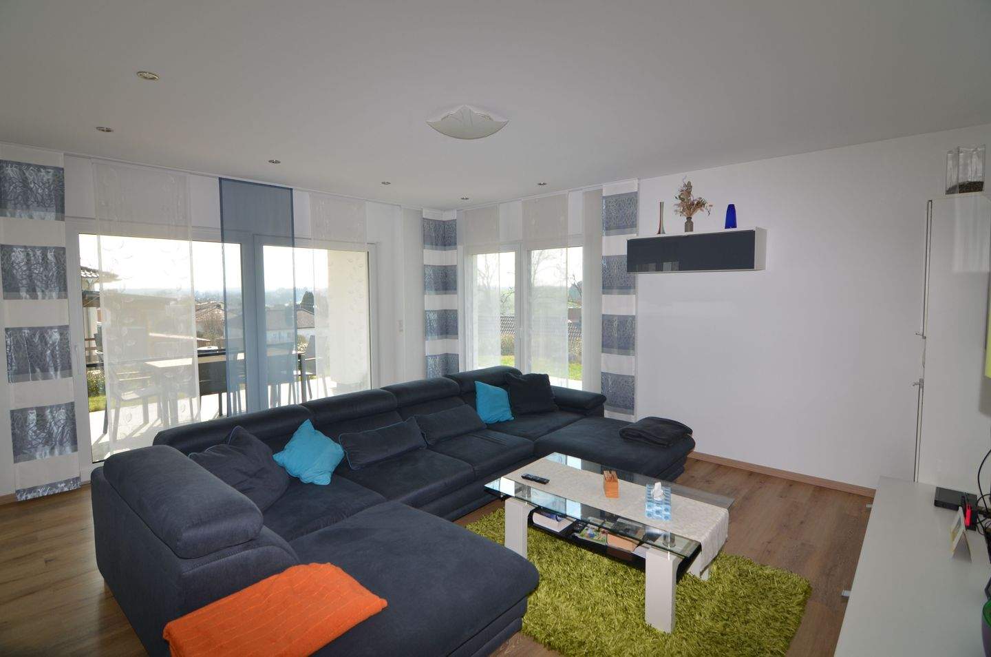 Immobilie in Unlingen - Modernes Einfamilienhaus mit Aussicht - Bild 4