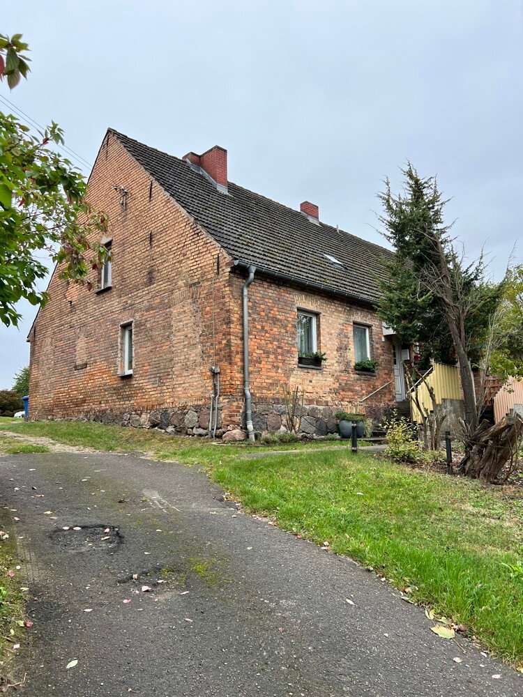 Mehrfamilienhaus zum Kauf 129.000 € 9 Zimmer 239 m²<br/>Wohnfläche 2.050 m²<br/>Grundstück Neuenhagen Bad Freienwalde 16259