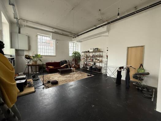 Büro zur Miete 980 € 1 Zimmer 134,7 m² Bürofläche Eggenberg Graz 8020