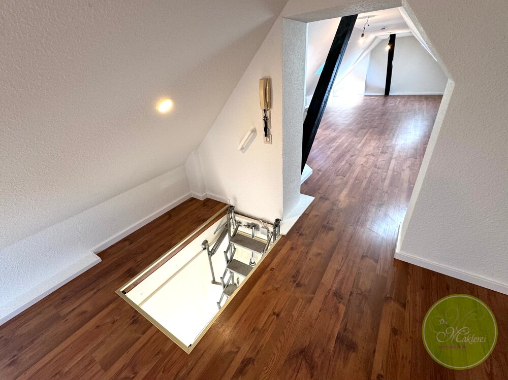 Terrassenwohnung zum Kauf 434.350 € 3 Zimmer 124,2 m²<br/>Wohnfläche 2.<br/>Geschoss ab sofort<br/>Verfügbarkeit Nibelungenstraße 9 Zirndorf Zirndorf 90513