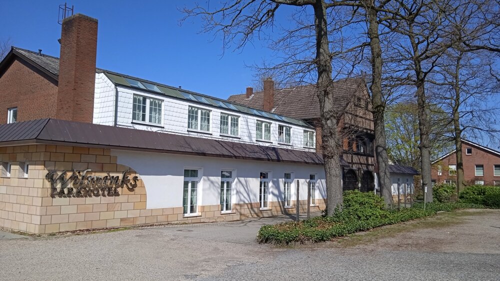 Haus zum Kauf 3.850.000 € 80 Zimmer 2.067 m²<br/>Wohnfläche 10.000 m²<br/>Grundstück Neuenkirchen Neuenkirchen 48485