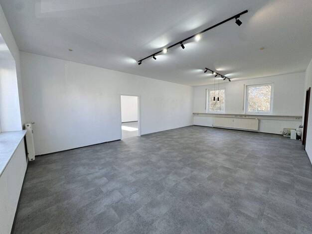 Bürofläche zur Miete 945 € 2 Zimmer 105 m² Bürofläche Poppenreuth Fürth 90765