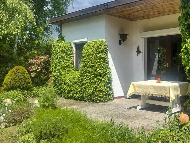 Bungalow zum Kauf provisionsfrei 25.000 € 2 Zimmer 34,6 m² 315 m² Grundstück frei ab 01.05.2026 Fichtenweg 9 Zeche Moholz Niesky/See 02906