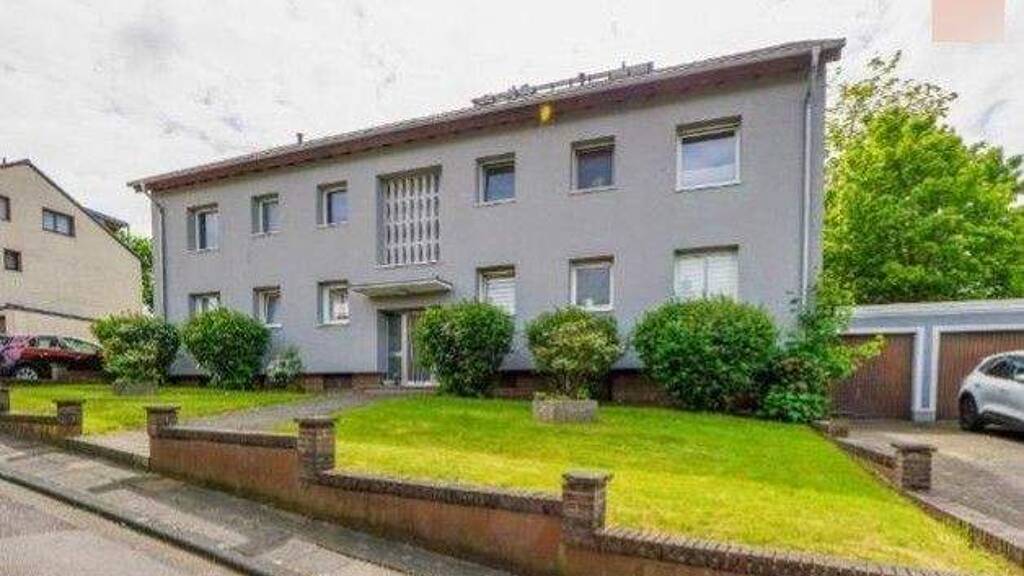 Mehrfamilienhaus zum Kauf als Kapitalanlage geeignet 950.000 € 1.400 m² Grundstück Oberaußem Bergheim 50129