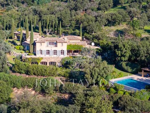 Villa zum Kauf provisionsfrei 3.450.000 € 9 Zimmer 340 m² 13.420 m² Grundstück Sainte-Maxime 83120