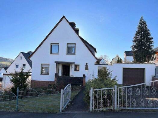 Einfamilienhaus zum Kauf 148.000 € 8 Zimmer 122 m² 786 m² Grundstück Rüthen 59602