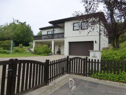 Haus zum Kauf 435.000 € 4 Zimmer 150 m² 861 m² Grundstück frei ab sofort Arnstein 97450