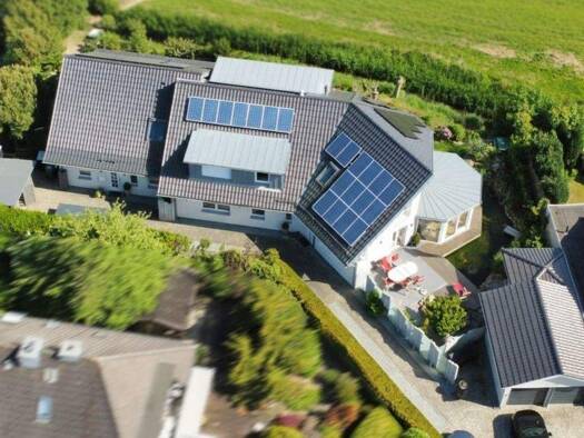 Mehrfamilienhaus zum Kauf 10,5 Zimmer 366 m² 1.048 m² Grundstück Büsum 25761