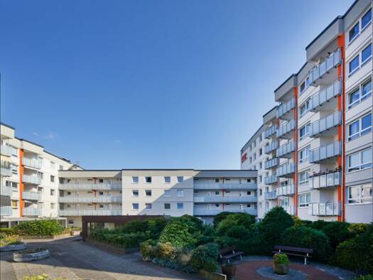 Wohnung zur Miete 878 € 2,5 Zimmer 70,6 m² 7. Geschoss frei ab 01.10.2026 Wedenkamp 26 Elmshorn 25335