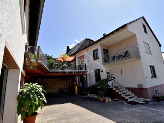 Haus zum Kauf 420.000 € 11 Zimmer 308 m² 480 m² Grundstück Lierschied 56357