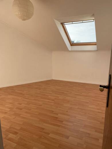 Wohnung zur Miete 690 € 3 Zimmer 91,7 m² Dachgeschoss, 2. Geschoss Am Brink 1 Nortrup Nortrup 49638