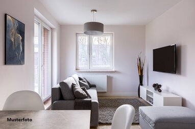 Wohnung zum Kauf 14.600 € 3 Zimmer 84 m² Hochheide Duisburg 47198