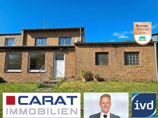 Einfamilienhaus zum Kauf 268.000 € 7 Zimmer 143 m² 1.071 m² Grundstück Kirdorf Bedburg 50181